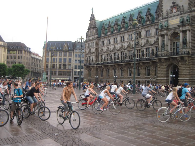 Critical Mass Hamburg 251